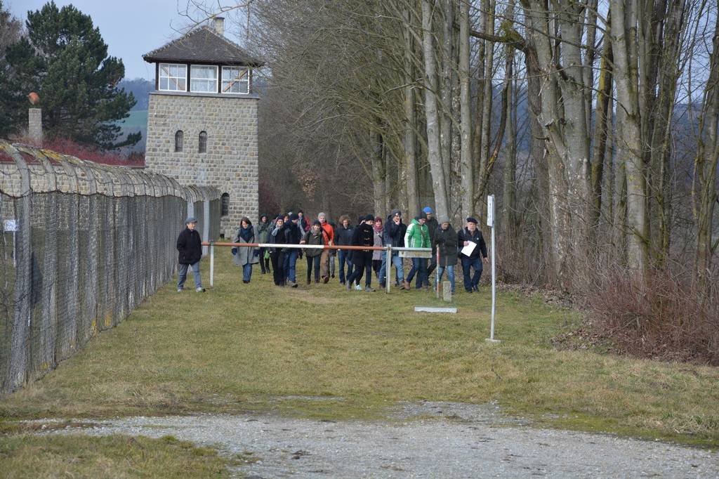 Walking tour of the area around the Mauthausen Memorial