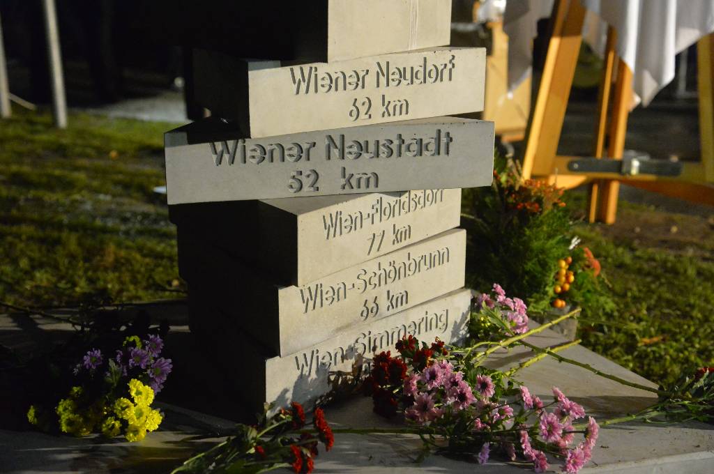 Enthüllung der Außenlager-Stele St. Aegyd